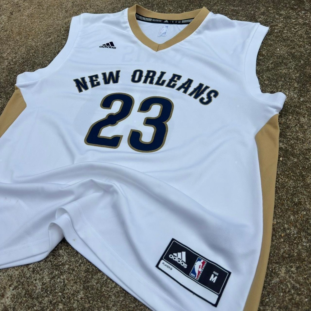 Vintage 2010s Adidas New Orleans Pelicans Anthony Davis NBA Jersey White M (b4)
